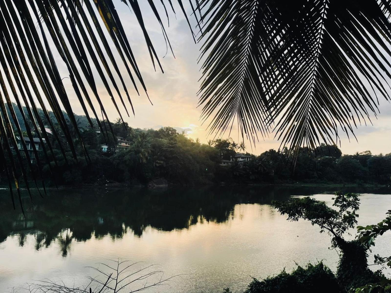 Amanzi Residence Kandy Esterno foto